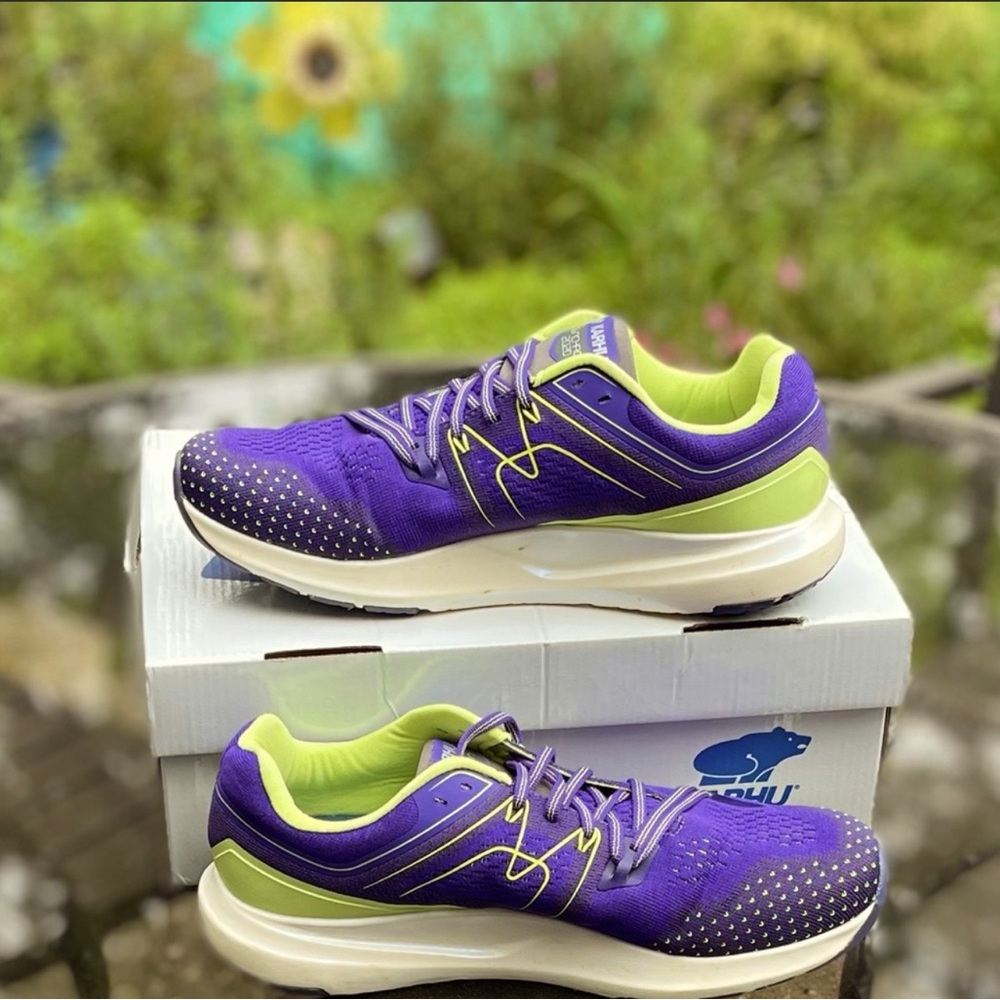 WOMEN"S KARHU SYNCHRON ORTIX SIZE 10
NEUTRAL RUNNING SHOE
WORN FOR ABOUT A WEEK